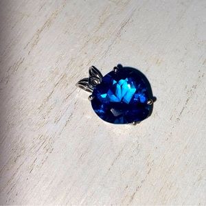 14K London Blue Topaz Heart Pendant